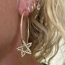 Load image into Gallery viewer, silver disco star pendant