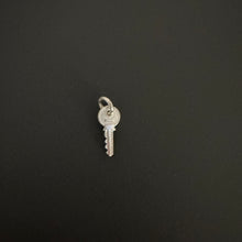 Load image into Gallery viewer, charm ball bracelet