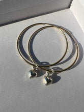 Load image into Gallery viewer, puffy heart hoops
