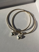 Load image into Gallery viewer, puffy heart hoops