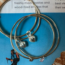 Load image into Gallery viewer, puffy heart hoops