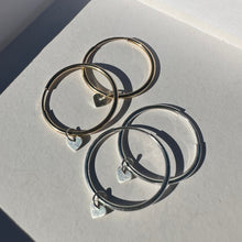 Load image into Gallery viewer, tiny mini heart hoops