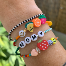 Load image into Gallery viewer, mom beaded bracelet
