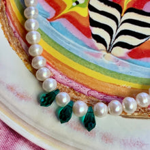 Load image into Gallery viewer, pearl and emerald Swarovski crystal drop necklace
