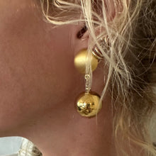 Load image into Gallery viewer, vintage gold ball drop earrings
