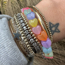 Load image into Gallery viewer, jelly hearts bracelet

