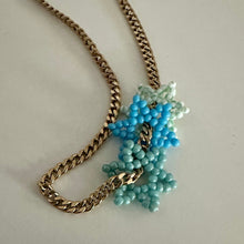 Load image into Gallery viewer, mint green pearlized seed bead flower pendant
