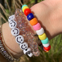 Load image into Gallery viewer, white and black smiley face elastic bead bracelet colorful glitter bracelets
