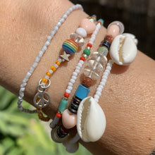 Load image into Gallery viewer, summer shell white beaded bracelet
